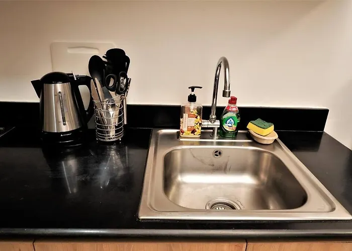 Moa Arena 1151 Dynastel Shore Staycation Apartment *