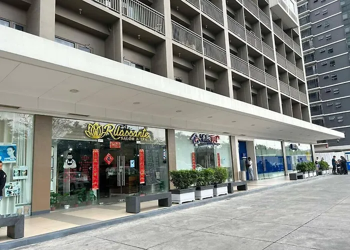 Moa Arena 1151 Dynastel Shore Staycation Apartment *